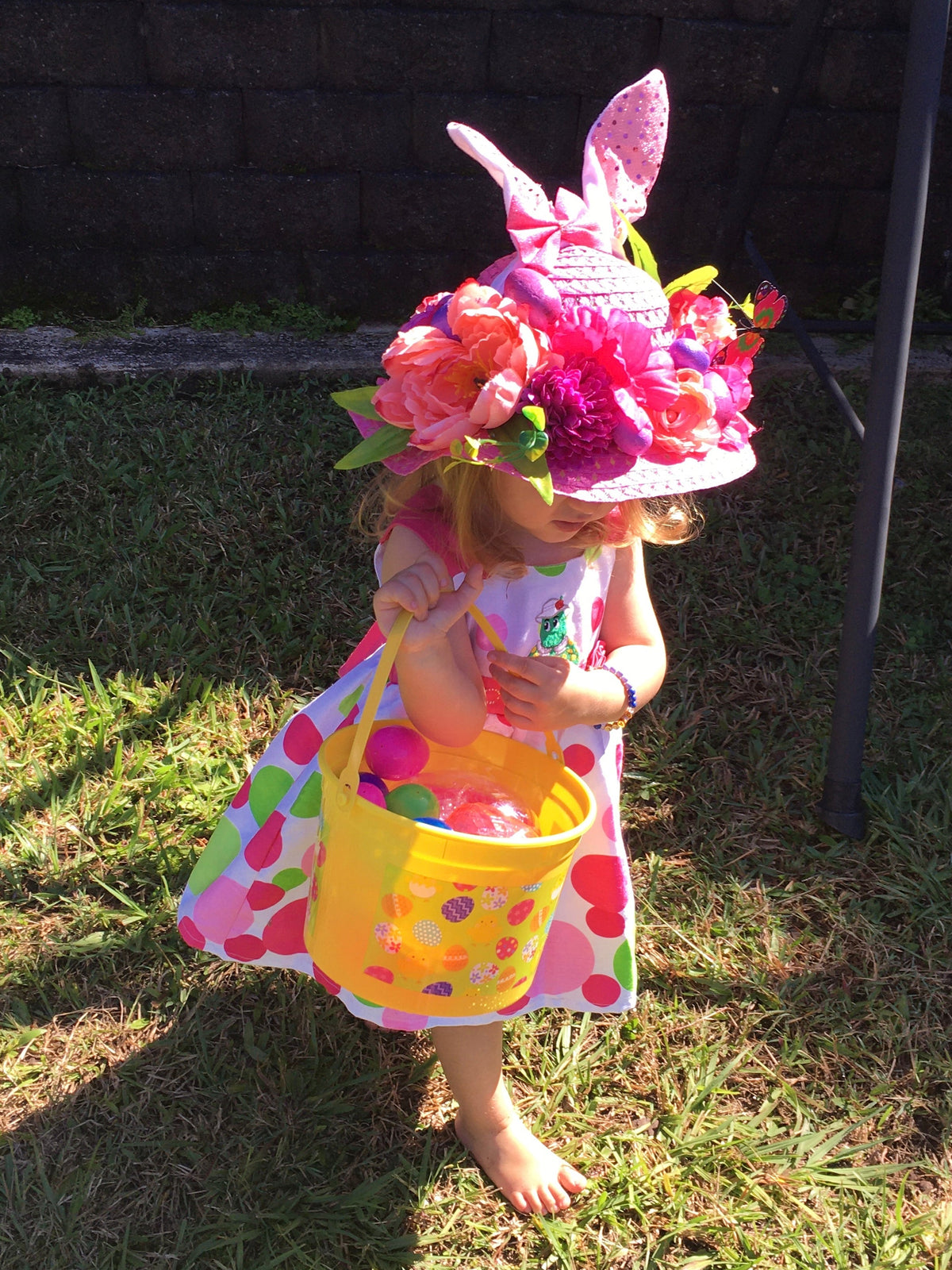 🌸 The Charm of Easter Accessories & The Tradition of the Easter Bonnet Parade
