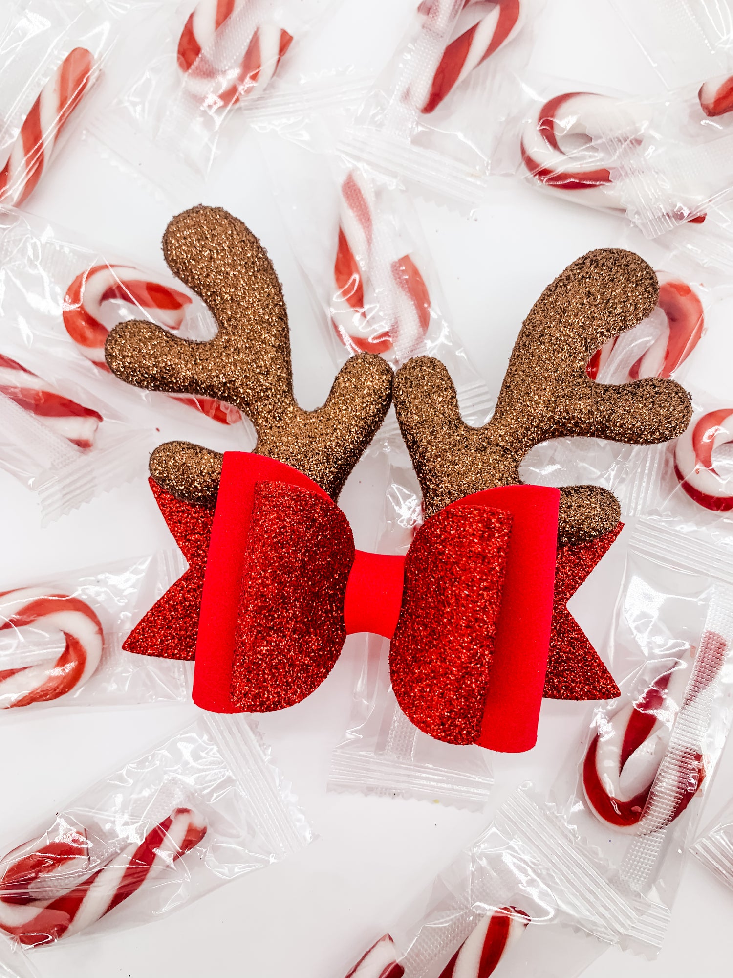 Christmas Reindeer Bow Hair Clip – Sparkle Festive Statement Accessory | Holiday Glam & Luxe Hair Piece