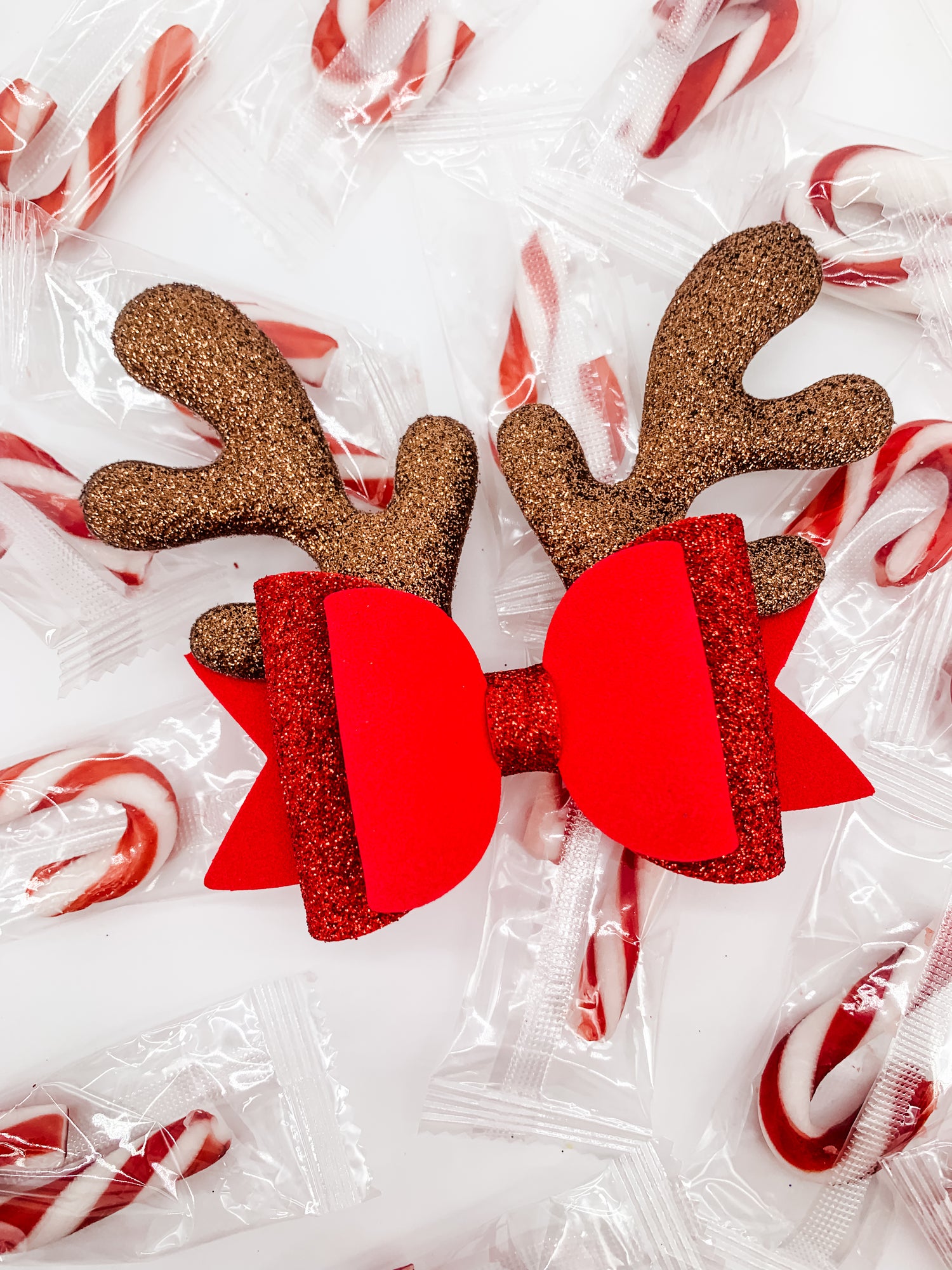 Christmas Reindeer Bow Hair Clip – Sparkle Festive Statement Accessory | Holiday Glam & Luxe Hair Piece