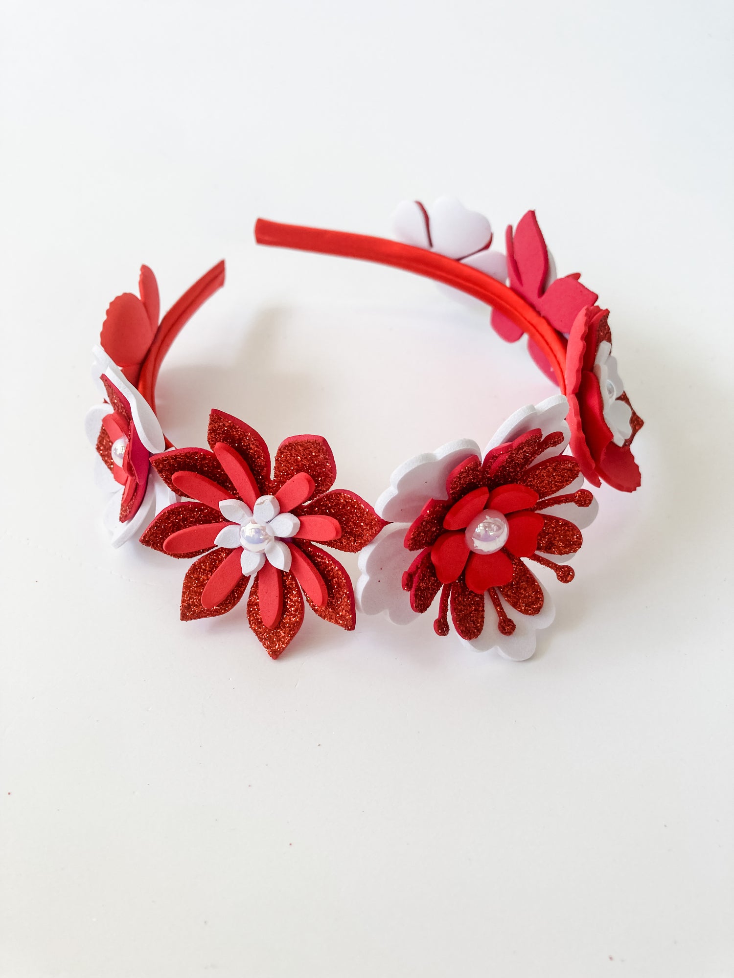 Christmas Sparkle Flower Crown – Red & White Crystal Statement Headpiece | Festive Glam & Luxe Holiday Accessory