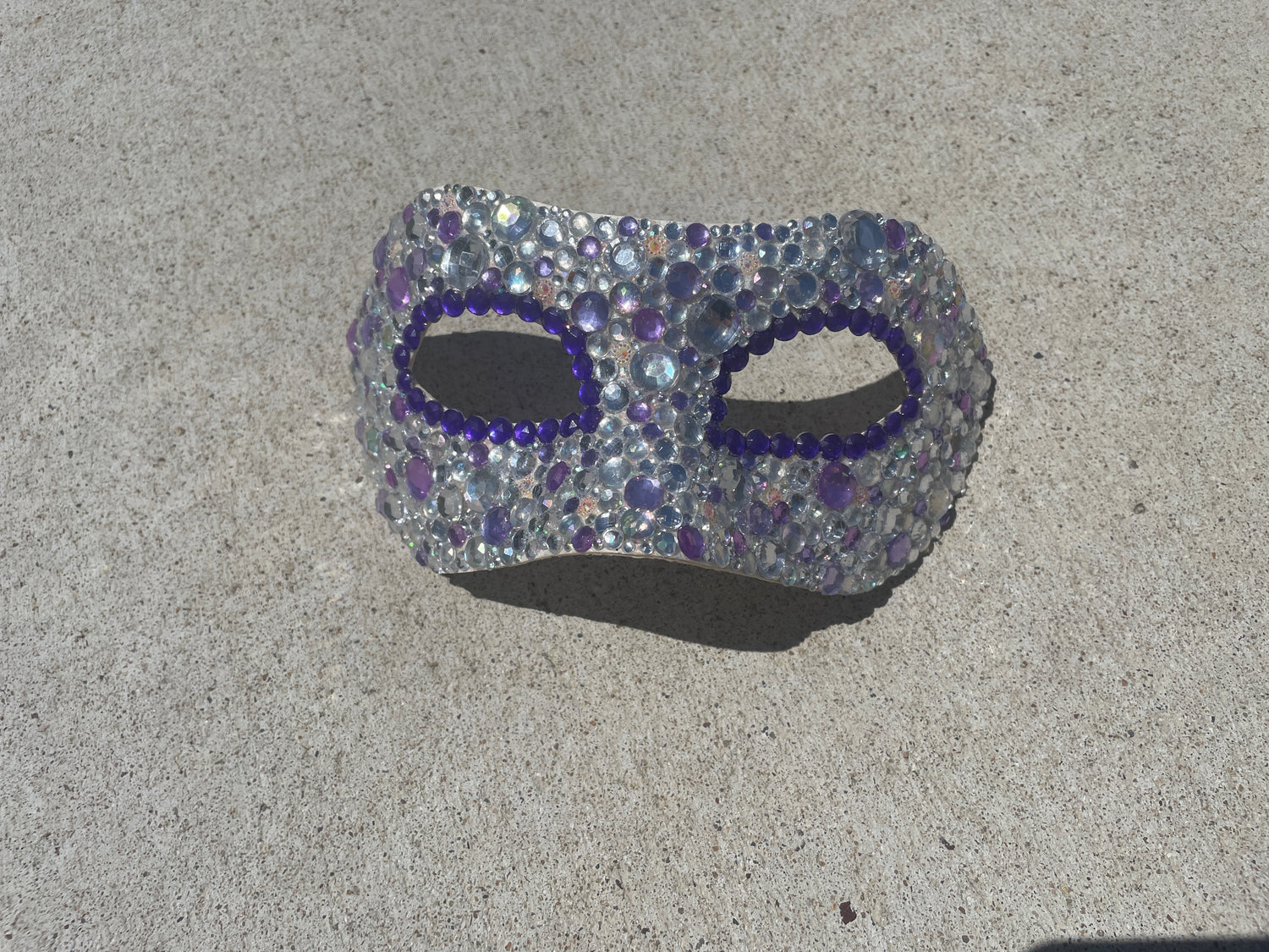 Crystal & Amethyst Masquerade Mask – Handmade Rhinestone Venetian Mask, Luxury Silver Fantasy Ball Mask